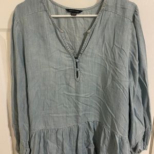 LIKE NEW: Chambray Denim Blouse